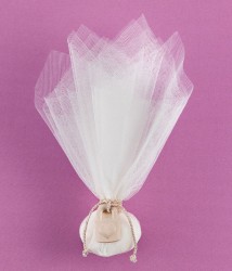 Μπομπονιέρα Γάμου Τούλι Εκρού με Διακοσμητικό Λουκέτο Ακρυλικό